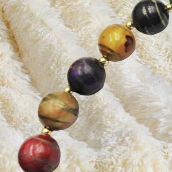 Handpainted Multicolor Beads Necklace - Picture 10 of 12